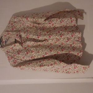 Old navy floral button up shirt